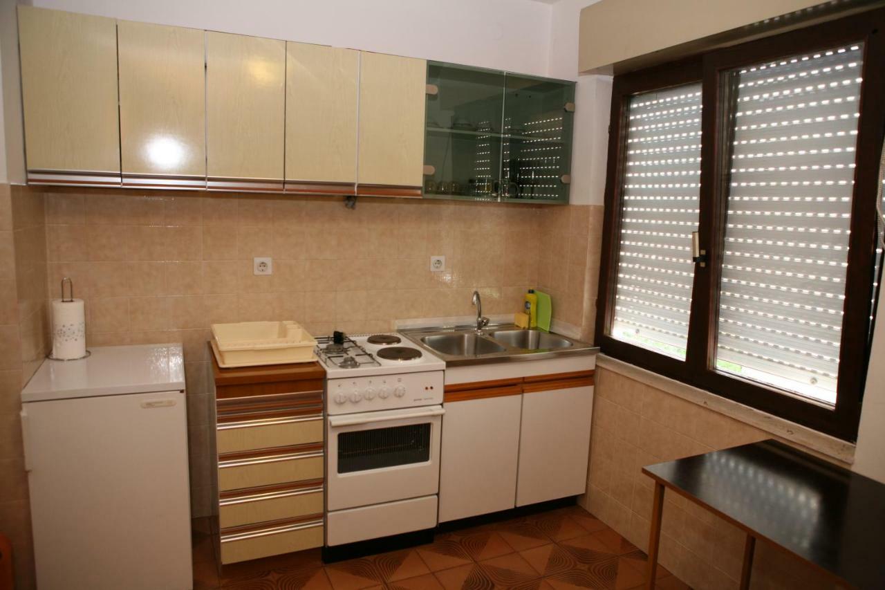 Rooms And Apartments Kurtovic Seget Donji Exterior photo