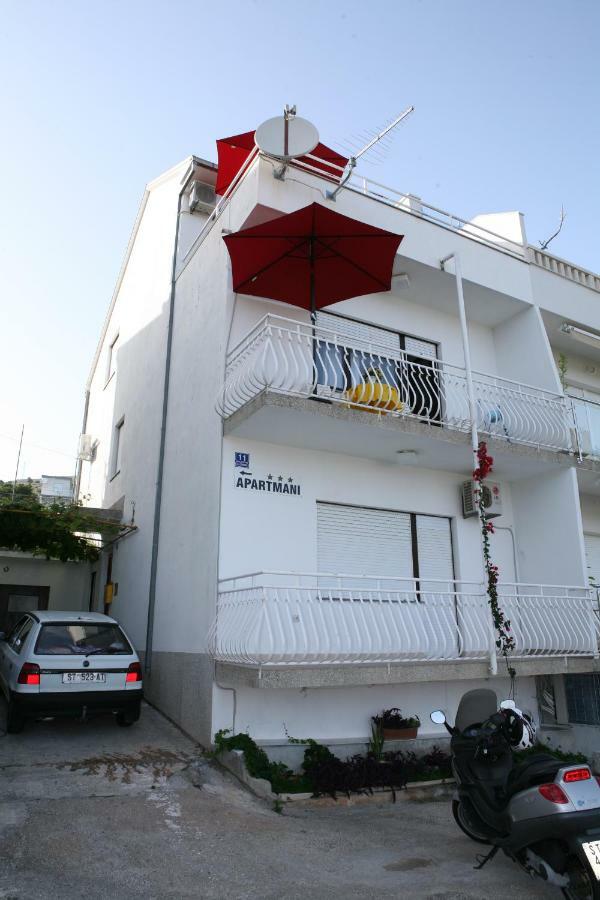 Rooms And Apartments Kurtovic Seget Donji Exterior photo
